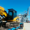 A new machine for recycling stone and concrete Máquina embarcando en el puerto de Barcelona